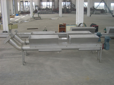 LYJ型壓榨機(jī)1_副本.jpg LYJ型壓榨機(jī)1_副本.jpg